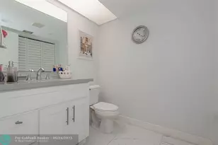 701 SW 128th Ave, Pembroke Pines, FL 33027 - Photo 25