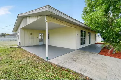 118 SW Ray Avenue, Port Saint Lucie, FL 34983 - Photo 5