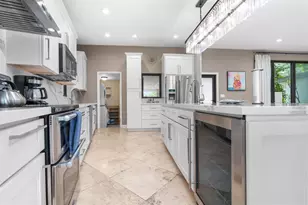 2829 NE 17th Ave, Wilton Manors, FL 33334 - Photo 19