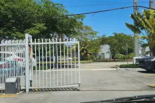 2000 NE 135th St, North Miami, FL 33181 - Photo 31