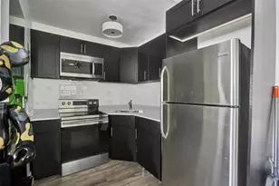 623 NW 11 Ave 1-3, Fort Lauderdale, FL 33311 - Photo 11