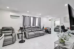 623 NW 11 Ave 1-3, Fort Lauderdale, FL 33311 - Photo 7