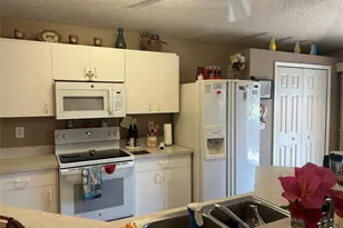 1360 10th Manor, Vero Beach, FL 32960 - Photo 7