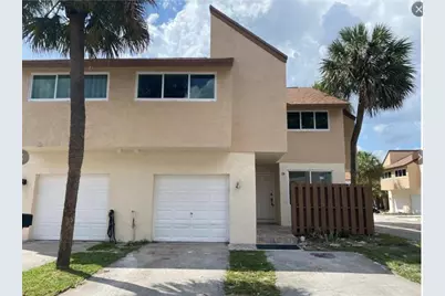 8233 NW 8th Ct, Unit #8233, Fort Lauderdale, FL 33324 - Photo 1