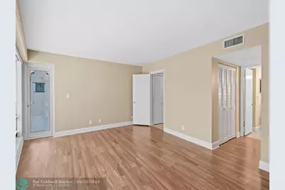 4100  Galt Ocean Drive, Unit #109, Fort Lauderdale, FL 33308 - Photo 13