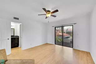 225 SE 11th Ave, Pompano Beach, FL 33060 - Photo 11