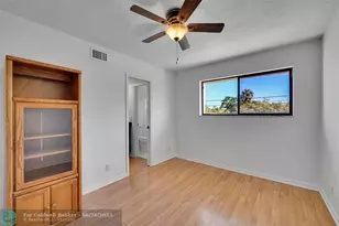 225 SE 11th Ave, Pompano Beach, FL 33060 - Photo 9