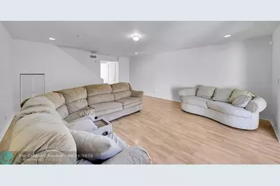 225 SE 11th Ave, Unit #225, Pompano Beach, FL 33060 - Photo 5