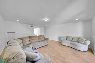 225 SE 11th Ave, Pompano Beach, FL 33060 - Photo 5