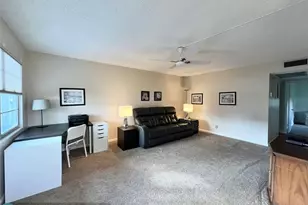 105 Oakridge I Unit, Deerfield Beach, FL 33442 - Photo 5