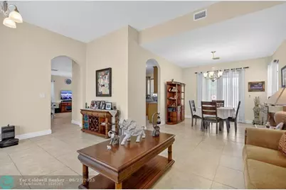 18203 SW 152nd Pl, Miami, FL 33187 - Photo 13