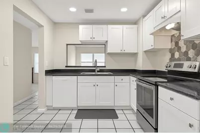 3501 NW 114th Ln, Coral Springs, FL 33065 - Photo 9