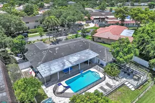 5421 N 36th Ct, Hollywood, FL 33021 - Photo 5