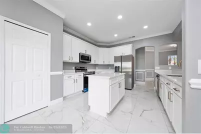 1950  Windward Oaks Ct, Kissimmee, FL 34746 - Photo 13