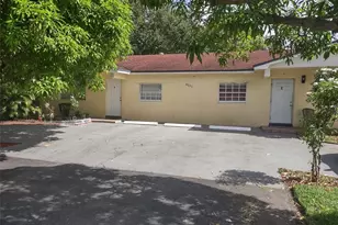 6111 SW 32nd St, Miramar, FL 33023 - Photo 11