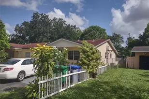 6111 SW 32nd St, Miramar, FL 33023 - Photo 9