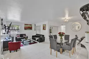 20065 NE 3rd Ct, Miami, FL 33179 - Photo 19