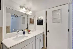 20065 NE 3rd Ct, Miami, FL 33179 - Photo 9