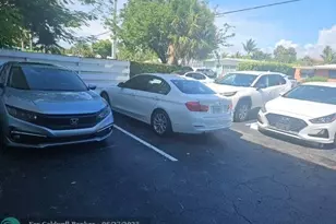 2404 NE 33rd Ave, Fort Lauderdale, FL 33305 - Photo 11