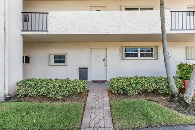 9500 N Hollybrook Lake Dr, Unit #109, Pembroke Pines, FL 33025 - Photo 7
