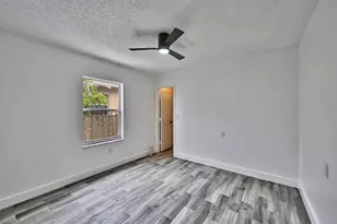 2273 SW Phyllis Ln, Port Saint Lucie, FL 34953 - Photo 15