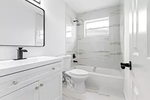 6540 SW 8th St, North Lauderdale, FL 33068 - Photo 9