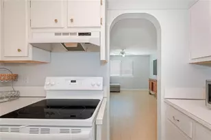 1821 NE 62nd St, Fort Lauderdale, FL 33308 - Photo 9