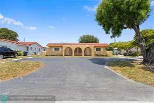 697 Ipswich St, Boca Raton, FL 33487 - Photo 3