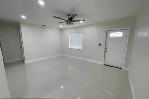 1809 NW 13th Ct, Fort Lauderdale, FL 33311 - Photo 9