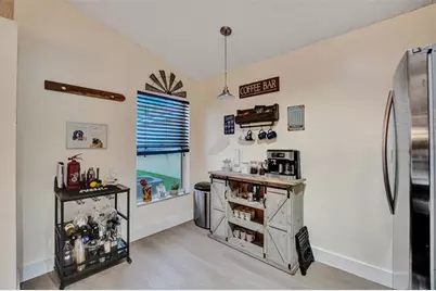 895 SW 180th Ter, Pembroke Pines, FL 33029 - Photo 7