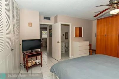 5003 NW 35th St, Unit #503, Lauderdale Lakes, FL 33319 - Photo 9