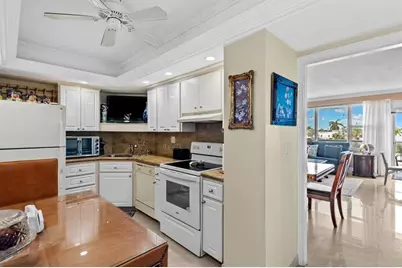 3300 NE 36th St, Unit #302, Fort Lauderdale, FL 33308 - Photo 7