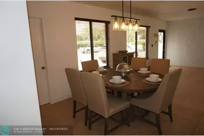 9220 SW 56th St, Miami, FL 33165 - Photo 9