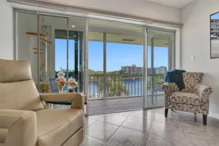 105 NE 19th Ave, Deerfield Beach, FL 33441 - Photo 9