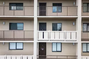 2206 S Cypress Bend Dr, Pompano Beach, FL 33069 - Photo 39