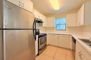 4097 NW 87th Ave, Sunrise, FL 33351 - Photo 5