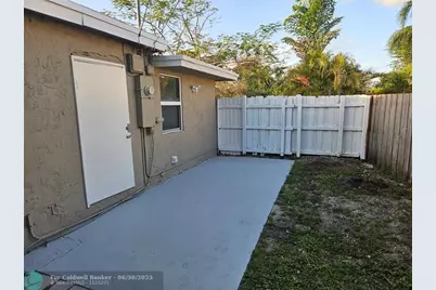 2586 NW 58th Ave, Margate, FL 33063 - Photo 5