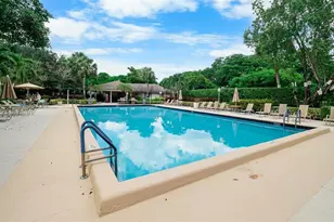 535 Oaks Dr, Pompano Beach, FL 33069 - Photo 31