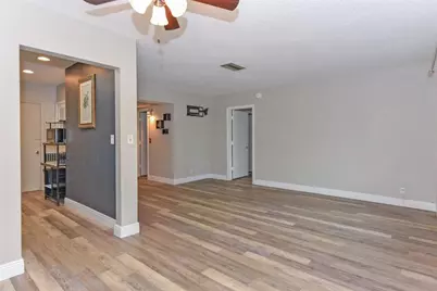 298 SW 6th St, Unit #103, Boca Raton, FL 33432 - Photo 11