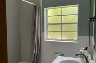 6625 Nervia St, Coral Gables, FL 33146 - Photo 15