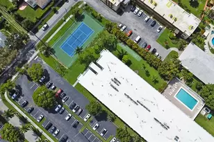 1301 NE 7th St, Hallandale Beach, FL 33009 - Photo 33