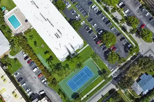 1301 NE 7th St, Hallandale Beach, FL 33009 - Photo 37