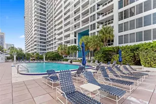 1717 N Bayshore Dr, Miami, FL 33132 - Photo 45