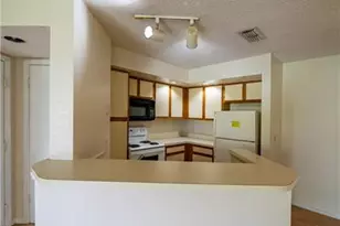 3350 Pinewalk Dr Unit, Pompano Beach, FL 33063 - Photo 9