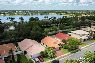 18643 SW 15th St, Pembroke Pines, FL 33029 - Photo 39