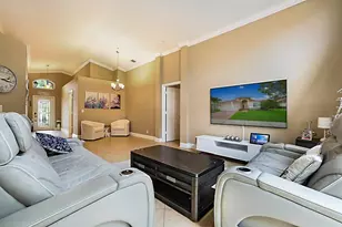 18643 SW 15th St, Pembroke Pines, FL 33029 - Photo 5