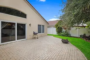 18643 SW 15th St, Pembroke Pines, FL 33029 - Photo 27