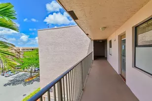 2748 NW 104th Ave, Sunrise, FL 33322 - Photo 5