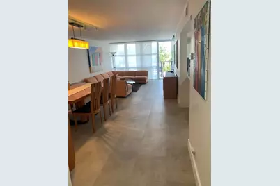 1000  Parkview Dr, Unit #319, Hallandale Beach, FL 33009 - Photo 11