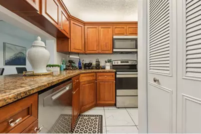 608  Sea Pine Way, Unit #D2, Greenacres, FL 33415 - Photo 5